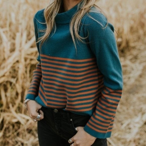 Roolee Sweaters - ROOLEE Denton Teal Sweater size Medium